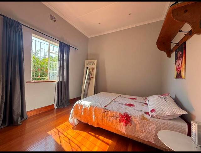 4 BEDROOM HOUSE FOR SALE IN BERGZICHT